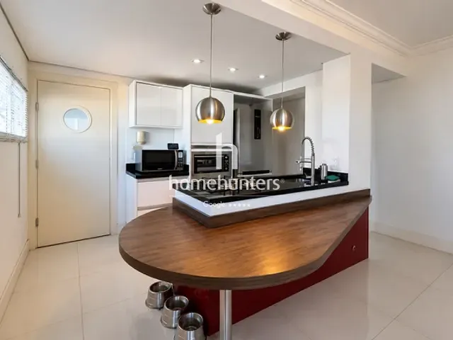 Apartamento 1 quarto e 2 banheiros, à venda, no bairro Taquaral em Campinas