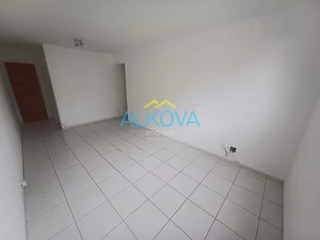 Apartamento 3 quartos e 2 banheiros, à venda, no bairro Vila Adyana em São José dos Campos