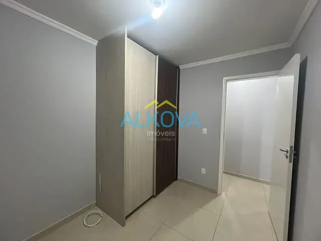 Apartamento 2 quartos e 1 banheiro, à venda, no bairro Conjunto Residencial Trinta e Um de Março em São José dos Campos