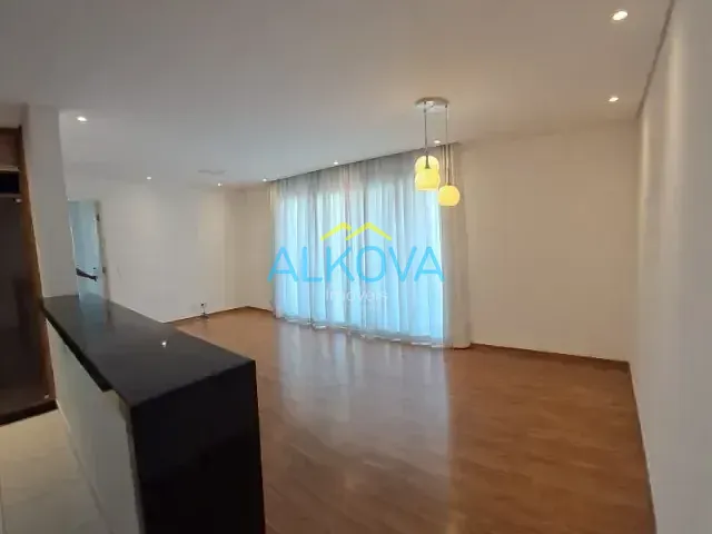 Apartamento 3 quartos e 2 banheiros, à venda, no bairro Vila Industrial em São José dos Campos