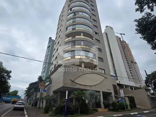 Apartamento com 245m² 3 quartos e 5 banheiros, à venda, no bairro Centro em Chapecó