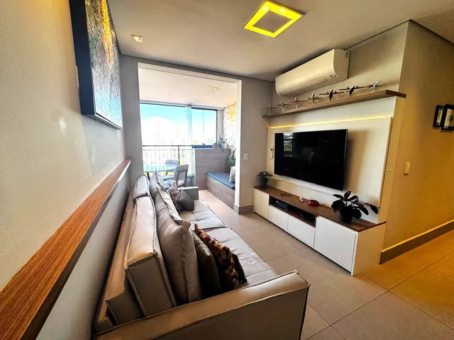 Foto do Apartamento - APARTAMENTO MOBILIADO À VENDA NO TAQUARAL | LIVING CELEBRATION | ANDAR ALTO E SOL DA MANHÃ | Home Hunters