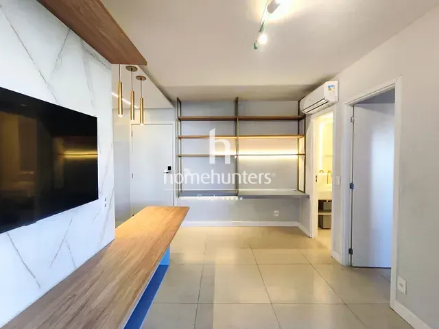 Apartamento com 40m² 1 quarto e 1 banheiro, para alugar, no bairro Cambuí em Campinas