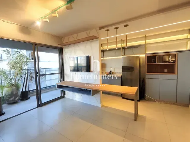 Apartamento com 40m² 1 quarto e 1 banheiro, para alugar, no bairro Cambuí em Campinas
