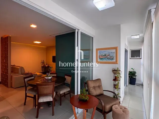 Apartamento 3 quartos e 3 banheiros, à venda, no bairro Vila Embaré em Valinhos