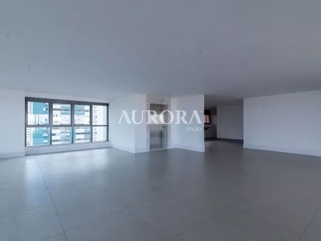 Apartamento com 639m² 3 quartos e 4 banheiros, à venda, no bairro Santa Rosa em Londrina