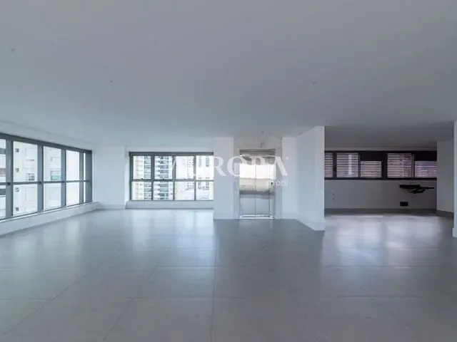 Apartamento com 639m² 3 quartos e 4 banheiros, à venda, no bairro Santa Rosa em Londrina