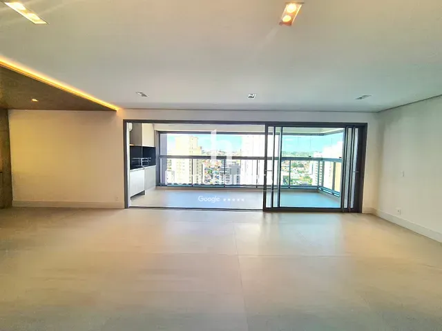 Apartamento com 170m² 2 quartos e 4 banheiros, à venda ou para alugar, no bairro Cambuí em Campinas