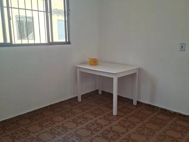 Apartamento 2 quartos e 1 banheiro, para alugar, no bairro Conjunto Promorar Raposo Tavares em São Paulo
