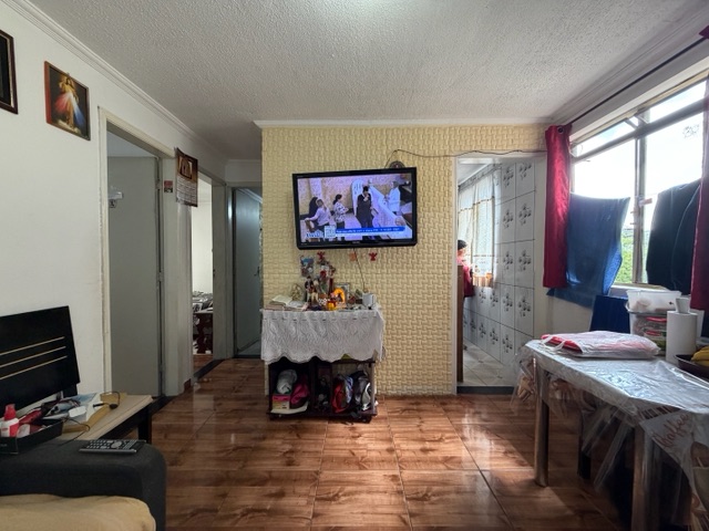 Apartamento 2 quartos e 1 banheiro, à venda, no bairro Jardim Vista Alegre em Embu das Artes