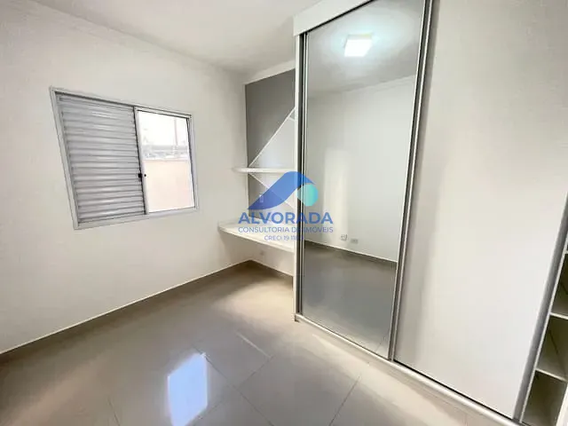 Apartamento 2 quartos e 1 banheiro, para alugar, no bairro Jardim Oriente em São José dos Campos