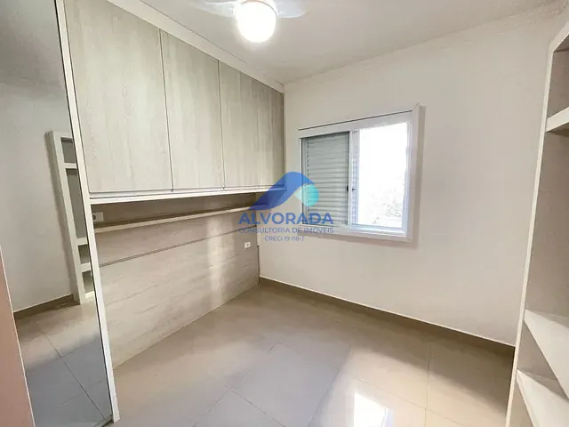Apartamento 2 quartos e 1 banheiro, para alugar, no bairro Jardim Oriente em São José dos Campos