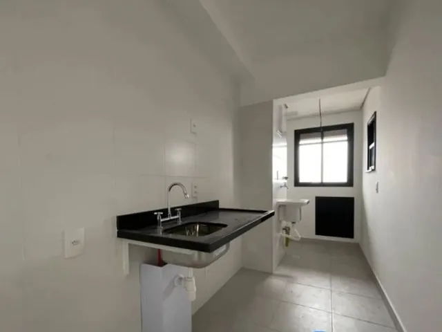 Apartamento 2 quartos e 2 banheiros, à venda, no bairro Vila Yara em Osasco
