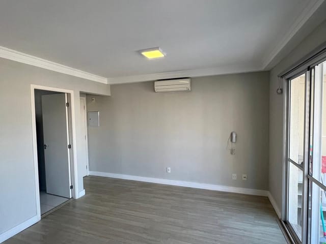 Apartamento 1 quarto e 1 banheiro, à venda ou para alugar, no bairro Jardim Vila Mariana em São Paulo
