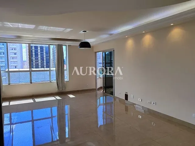 Apartamento com 358m² 5 quartos e 4 banheiros, à venda ou para alugar, no bairro Centro em Londrina