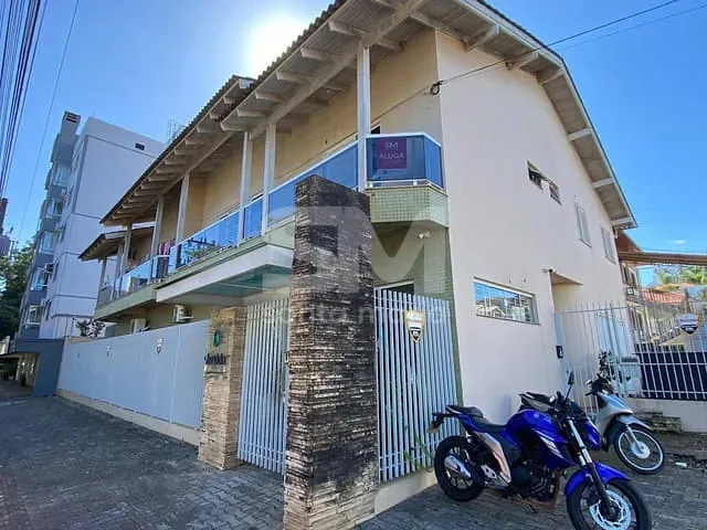 Apartamento 3 quartos e 2 banheiros, para alugar, no bairro Universitário em Chapecó