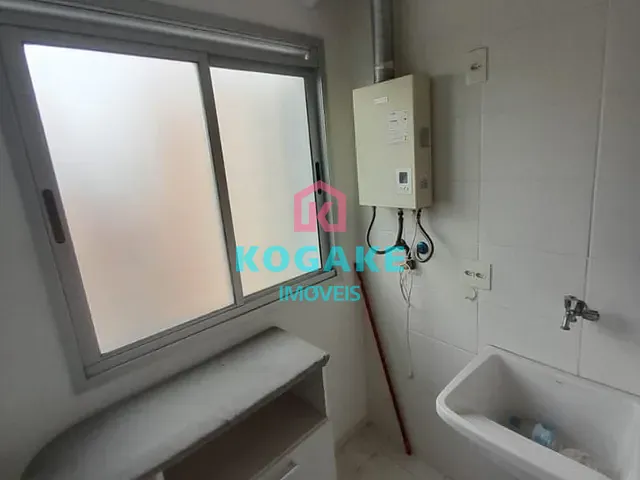 Apartamento 2 quartos e 1 banheiro, para alugar, no bairro Monte Castelo em São José dos Campos