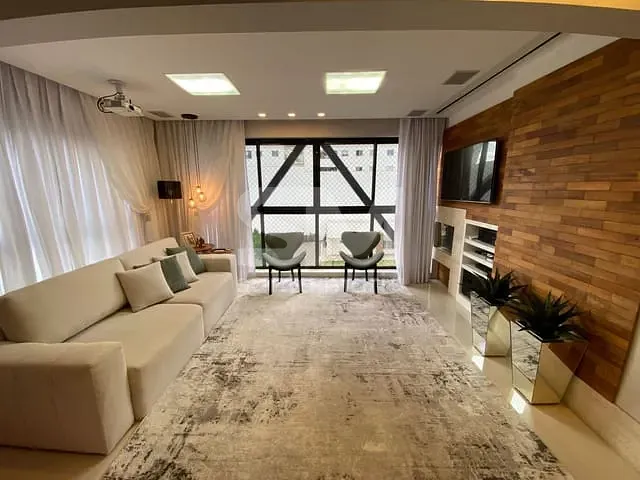 Apartamento com 215m² 3 quartos e 3 banheiros, à venda, no bairro Centro em Chapecó
