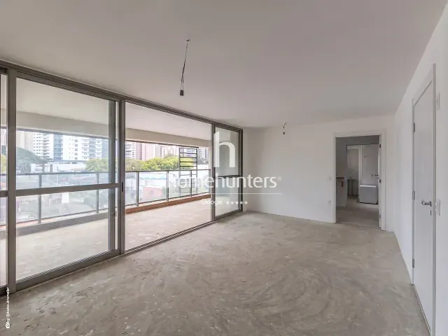 Apartamento com 189m² 4 quartos e 4 banheiros, à venda, no bairro Cambuí em Campinas