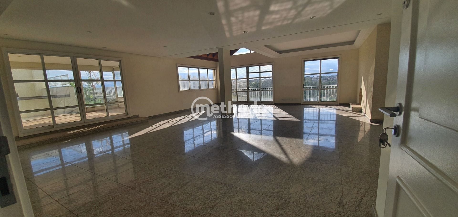 Apartamento, 4 quartos, 400 m² - Foto 1