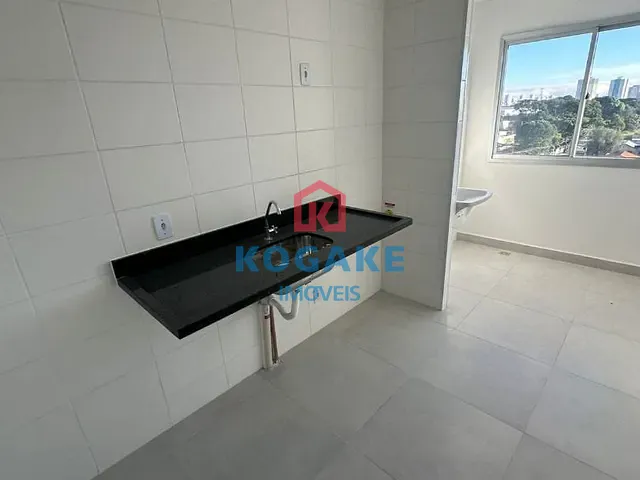 Apartamento 2 quartos e 1 banheiro, à venda, no bairro Jardim Oriente em São José dos Campos