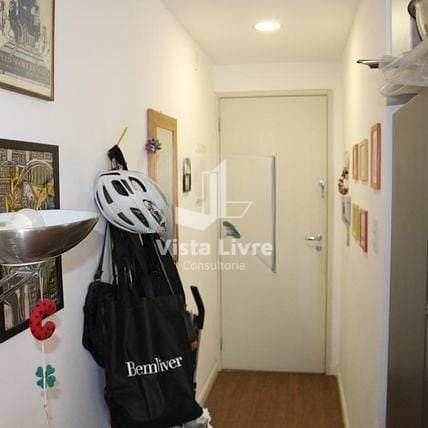Apartamento à venda com 1 quarto, 40m² - Foto 32