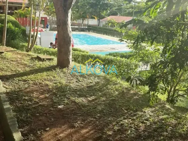 Apartamento 2 quartos e 1 banheiro, à venda, no bairro Parque Industrial em São José dos Campos
