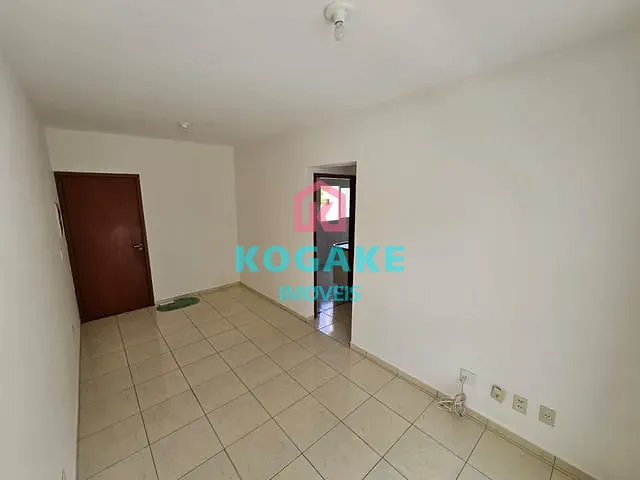 Apartamento 2 quartos e 1 banheiro, para alugar, no bairro Vila Ema em São José dos Campos