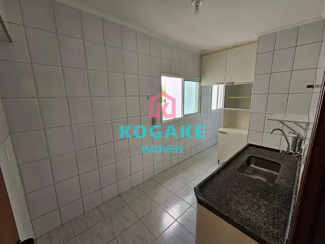 Apartamento 2 quartos e 1 banheiro, para alugar, no bairro Vila Ema em São José dos Campos