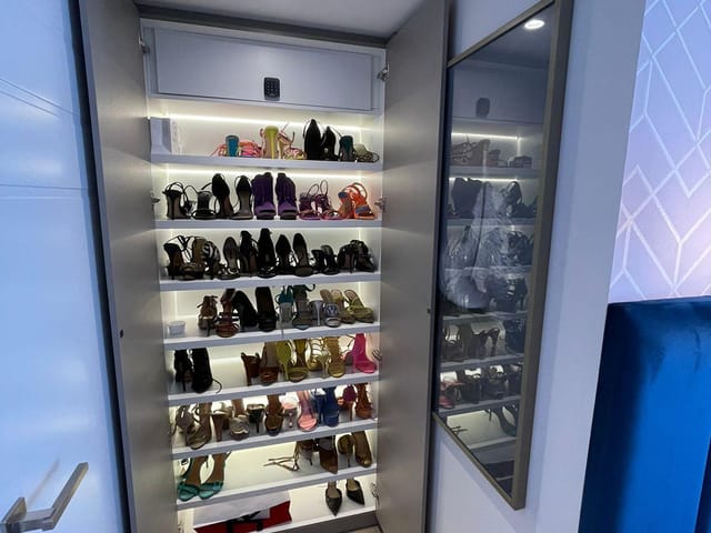 Apartamento com 183m² 3 quartos e 4 banheiros, à venda, no bairro Centro em Balneário Camboriú