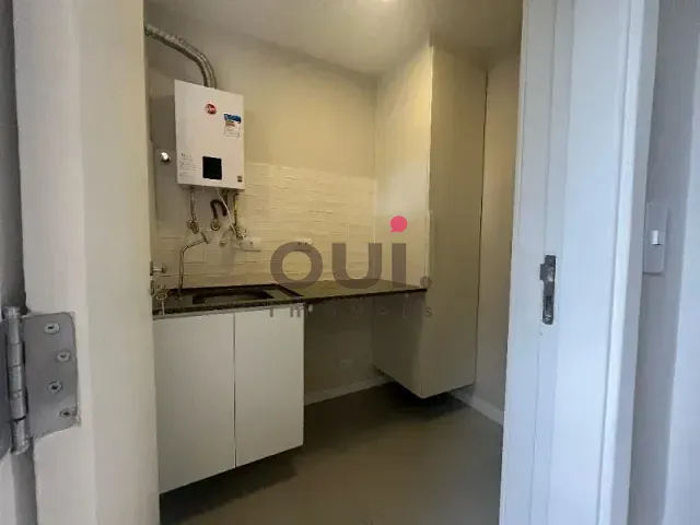 Apartamento 2 quartos e 2 banheiros, à venda, no bairro Moema em São Paulo