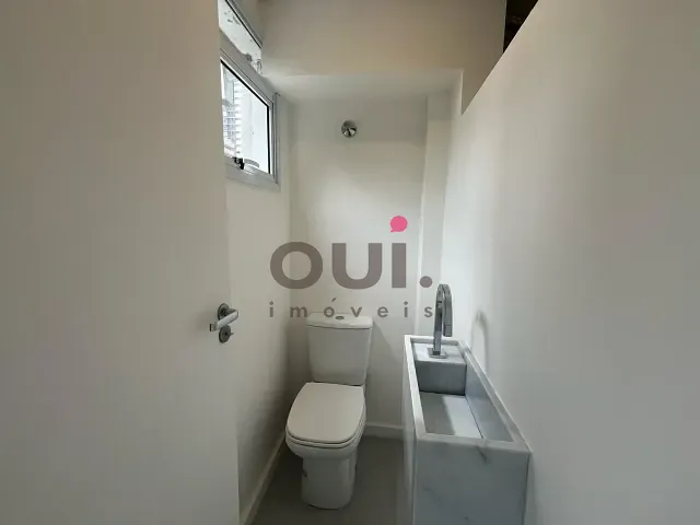 Apartamento 2 quartos e 2 banheiros, à venda, no bairro Moema em São Paulo