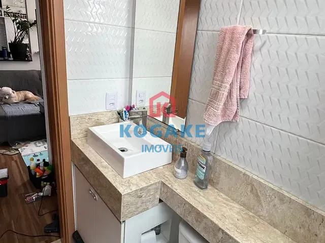 Apartamento 2 quartos e 1 banheiro, à venda, no bairro Jardim das Indústrias em São José dos Campos