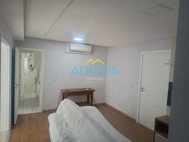 Apartamento 3 quartos e 2 banheiros, à venda, no bairro Condomínio Royal Park em São José dos Campos