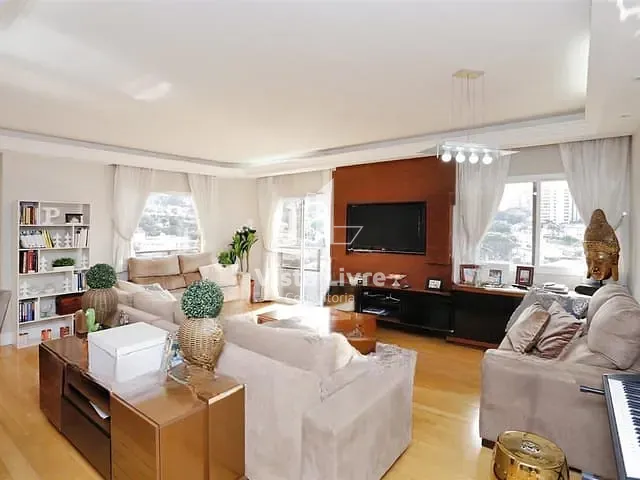 Apartamento com 255m² 4 quartos e 3 banheiros, à venda, no bairro Santa Cecília em São Paulo