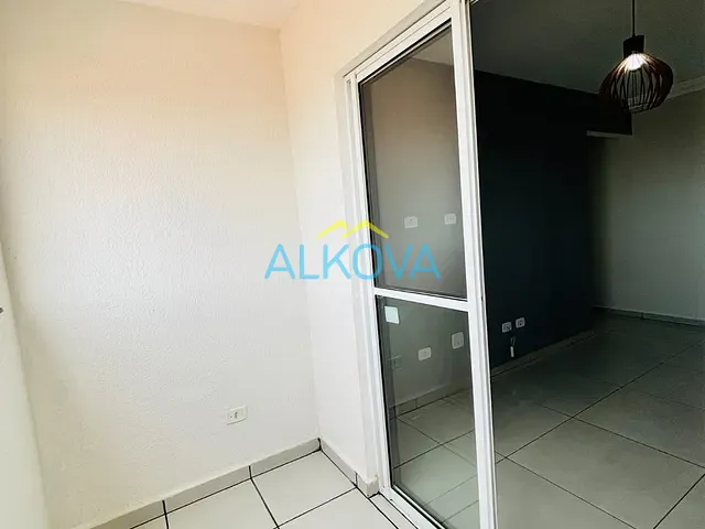 Apartamento 2 quartos e 1 banheiro, à venda, no bairro Jardim das Indústrias em Jacareí