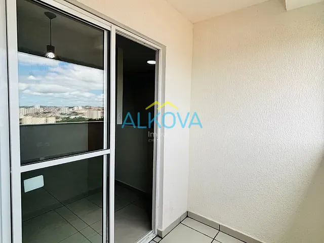 Apartamento 2 quartos e 1 banheiro, à venda, no bairro Jardim das Indústrias em Jacareí