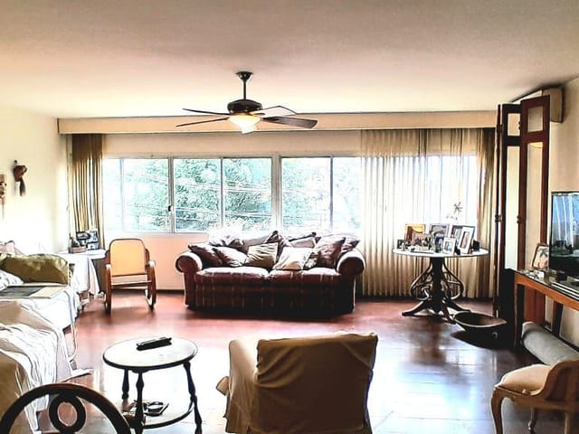 Apartamento com 190m² 3 quartos e 3 banheiros, à venda, no bairro Itaim Bibi em São Paulo