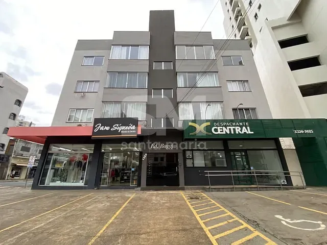 Apartamento 3 quartos e 3 banheiros, para alugar, no bairro Centro em Chapecó