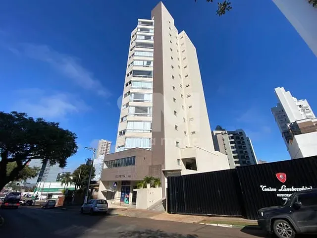 Apartamento 3 quartos e 4 banheiros, para alugar, no bairro Centro em Chapecó