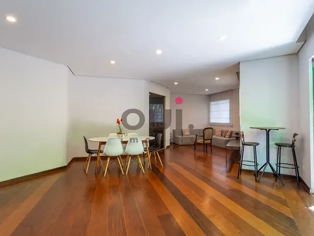 Apartamento 3 quartos e 4 banheiros, à venda, no bairro Vila Nova Conceição em São Paulo