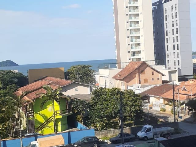 Apartamento com 67m² 2 quartos e 1 banheiro, à venda, no bairro Centro em Balneário Piçarras