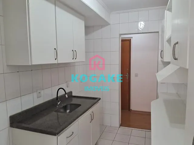 Apartamento 2 quartos e 1 banheiro, à venda ou para alugar, no bairro Parque Residencial Aquarius em São José dos Campos
