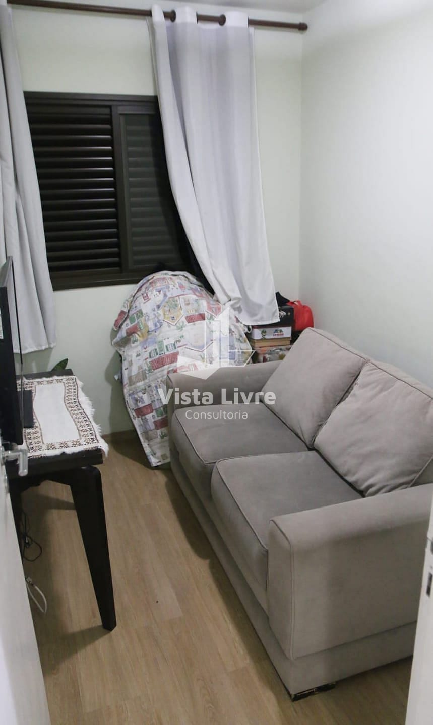 Apartamento à venda com 3 quartos, 65m² - Foto 2