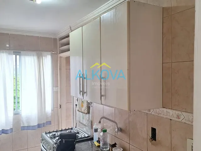 Apartamento 2 quartos e 1 banheiro, à venda, no bairro Parque Industrial em São José dos Campos