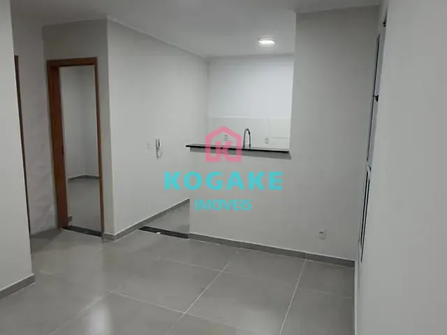 Apartamento 2 quartos e 1 banheiro, à venda, no bairro Jardim Santa Inês III em São José dos Campos