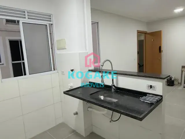 Apartamento 2 quartos e 1 banheiro, à venda, no bairro Jardim Santa Inês III em São José dos Campos
