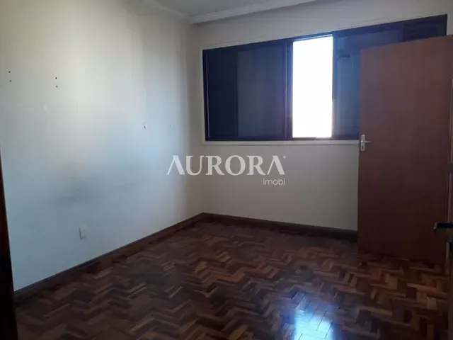 Apartamento 3 quartos e 2 banheiros, à venda, no bairro Centro em Londrina