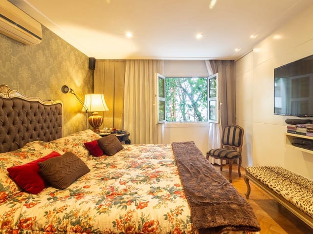 Apartamento com 266m² 2 quartos e 3 banheiros, à venda, no bairro Cerqueira César em São Paulo