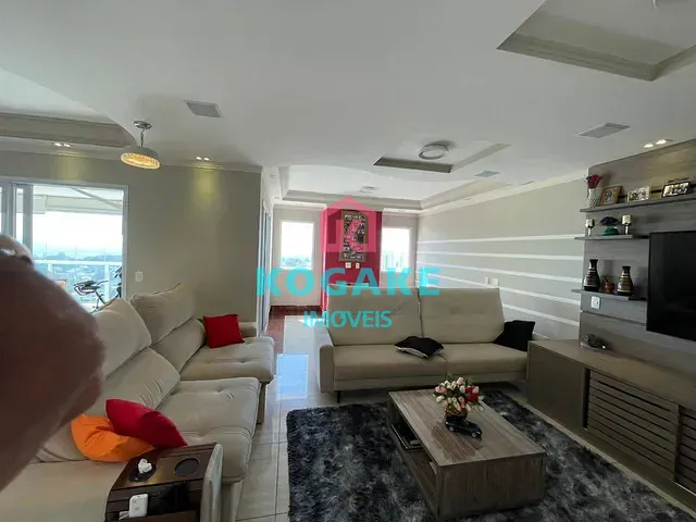 Apartamento com 247m² 4 quartos e 5 banheiros, à venda, no bairro Jardim das Colinas em São José dos Campos